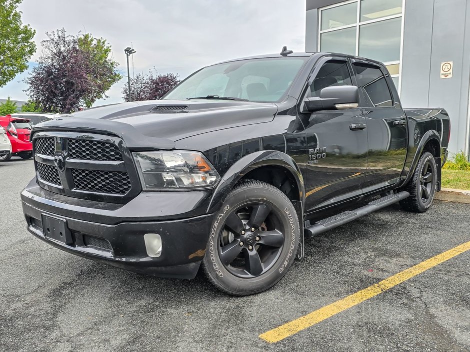 Ram 1500 Classic SLT, CREW CAB,3.6L,NAV PLAN OR, 2022 à Boucherville, Québec - w940px