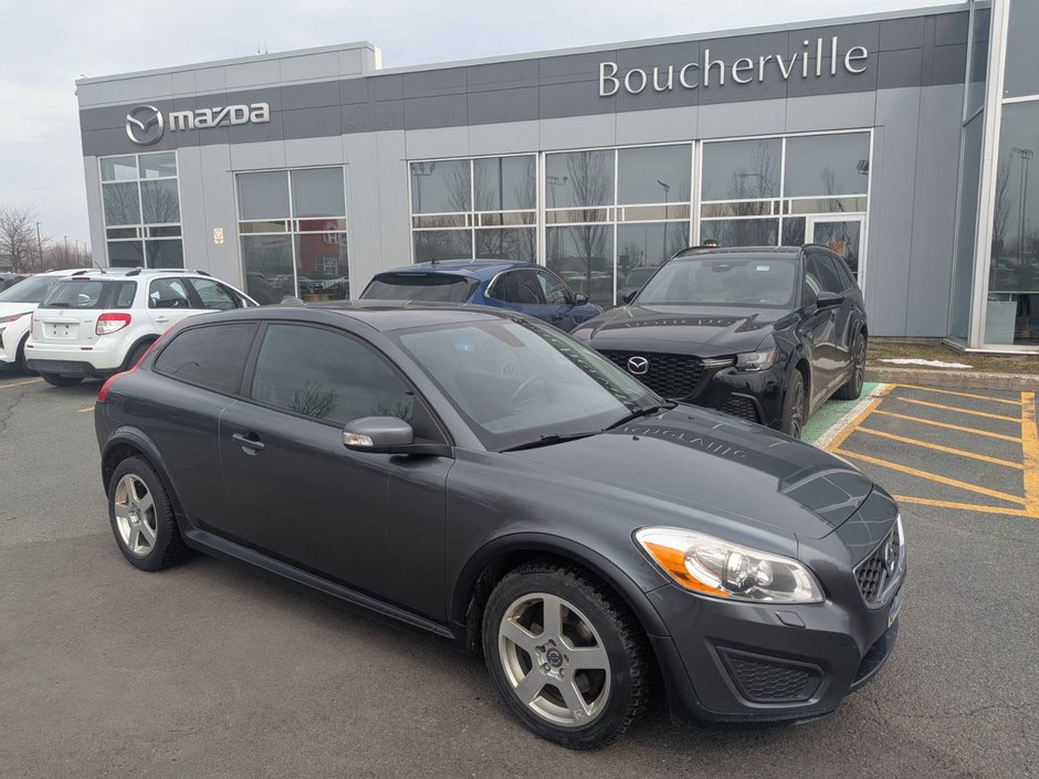 2013 Volvo C30 T5 in Boucherville, Quebec - w940px