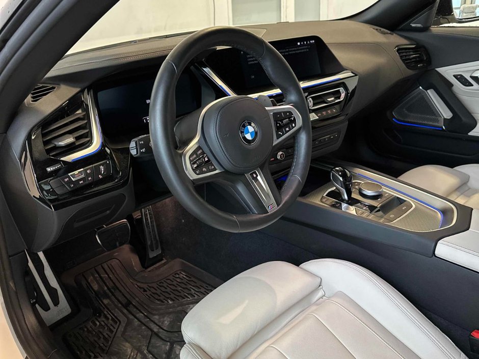 2025 BMW Z4 sDrive30i-5