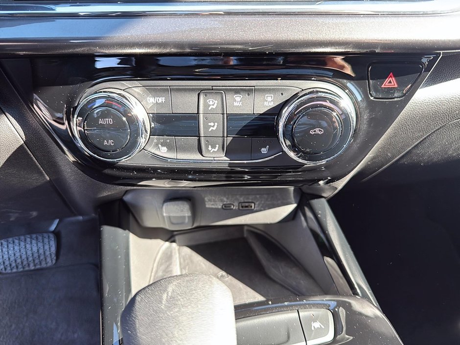 2025 Chevrolet Trax ACTIV-13