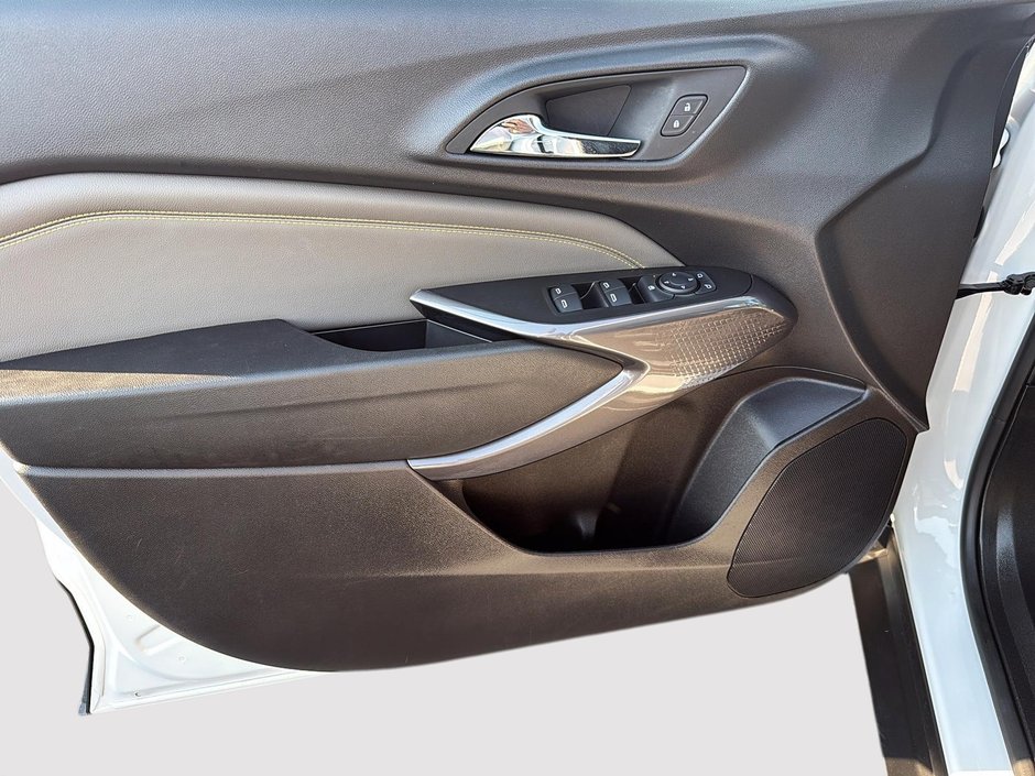 2025 Chevrolet Trax ACTIV-10