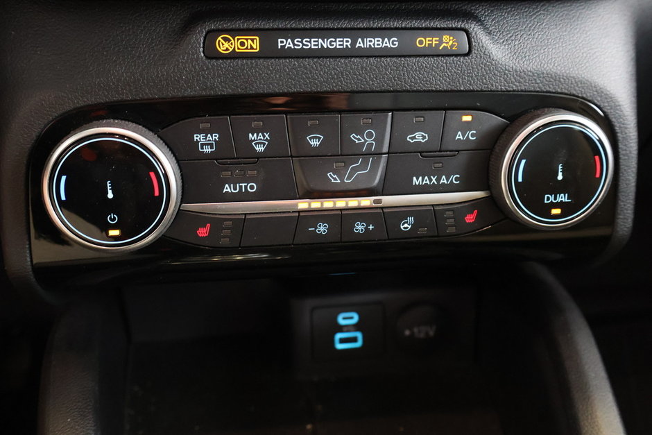 Ford Escape SE Plug-In Hybrid 2022-16