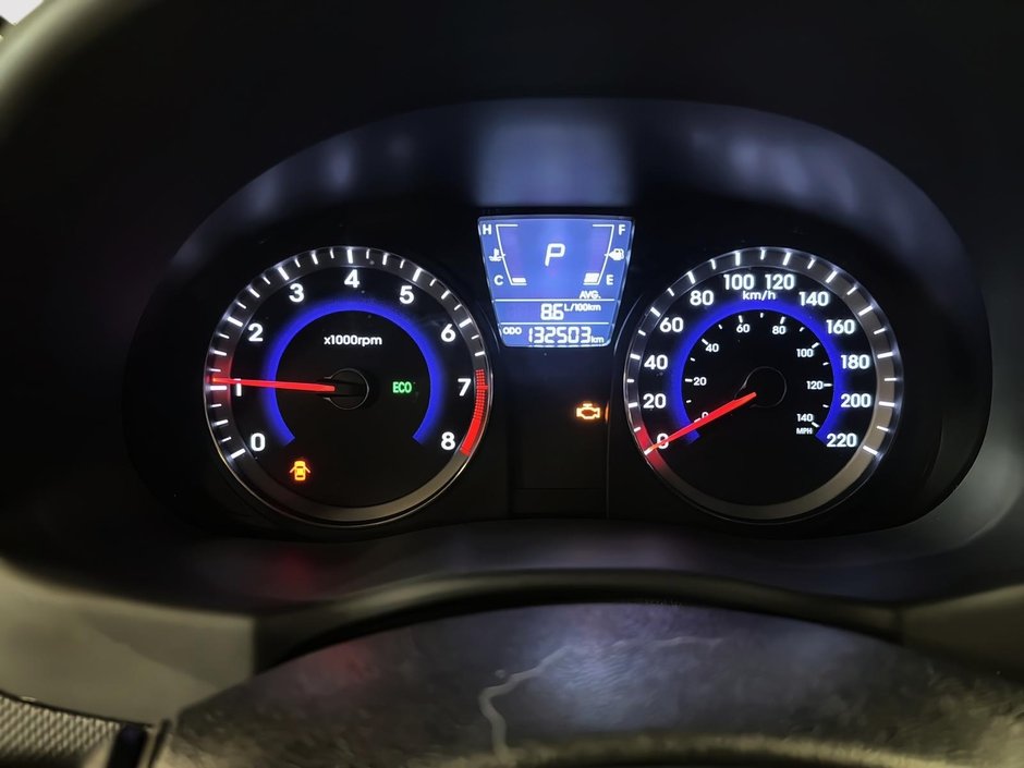 2014 Hyundai Accent GL-12