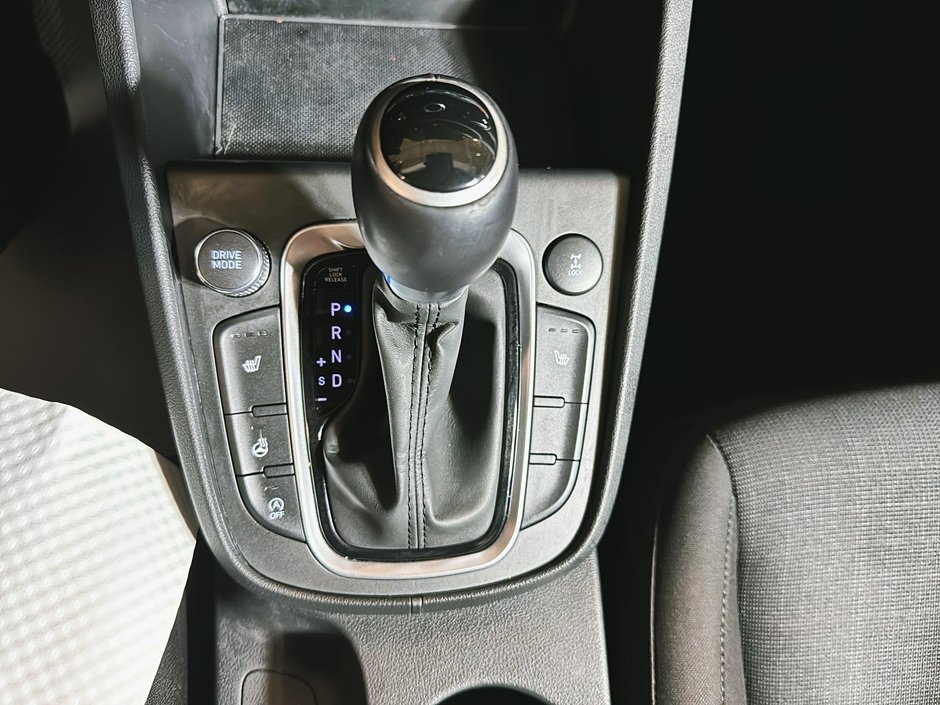 Hyundai Kona Preferred 2022-14