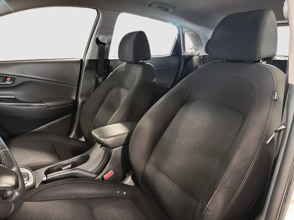 Hyundai Kona Preferred 2022-8