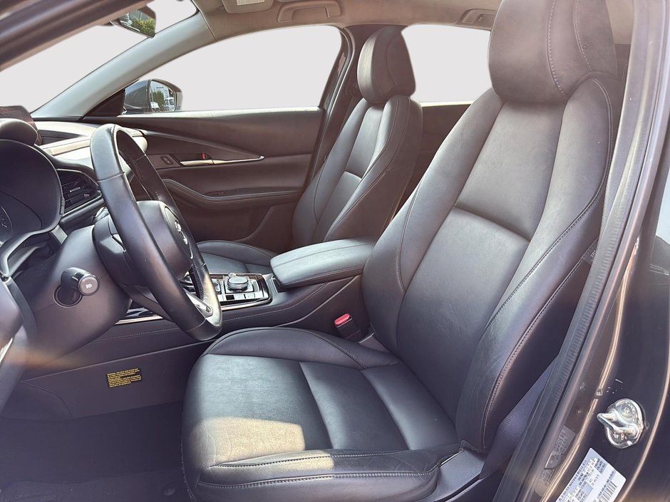 2022 Mazda CX-30 GS-8