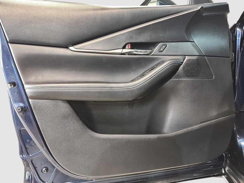 2022 Mazda CX-30 GS-10