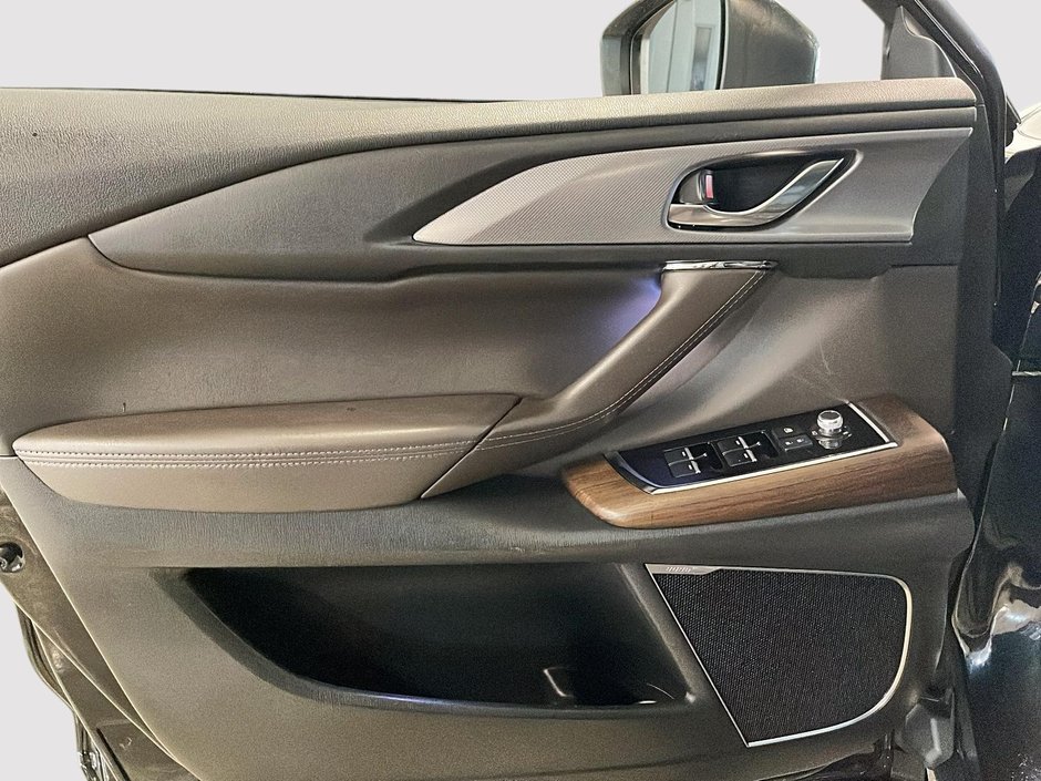 2022 Mazda CX-9 Signature-10