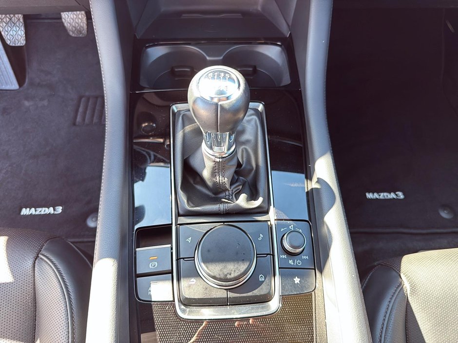 2024 Mazda 3 Sport GT-14