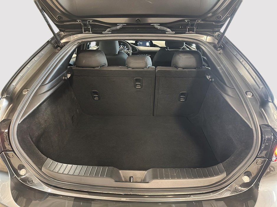 Mazda 3 Sport GX 2024-5