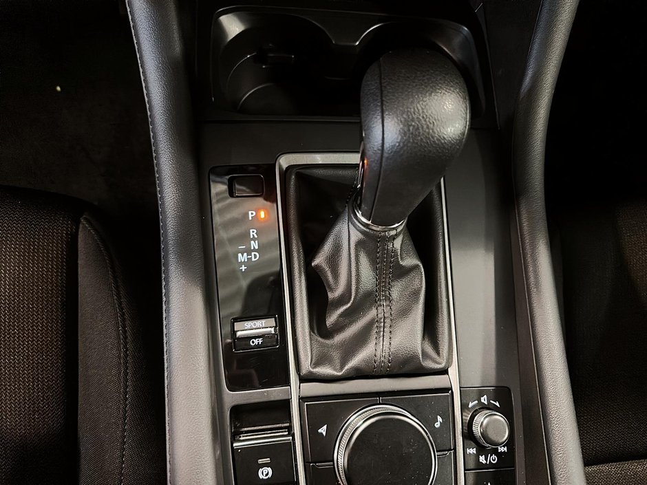 Mazda 3 Sport GX 2024-14