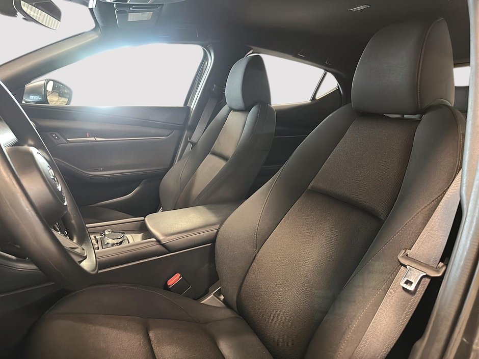 Mazda 3 Sport GX 2024-8