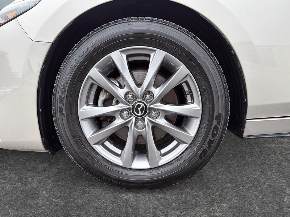 Mazda 3 GS LUXE 2022-6
