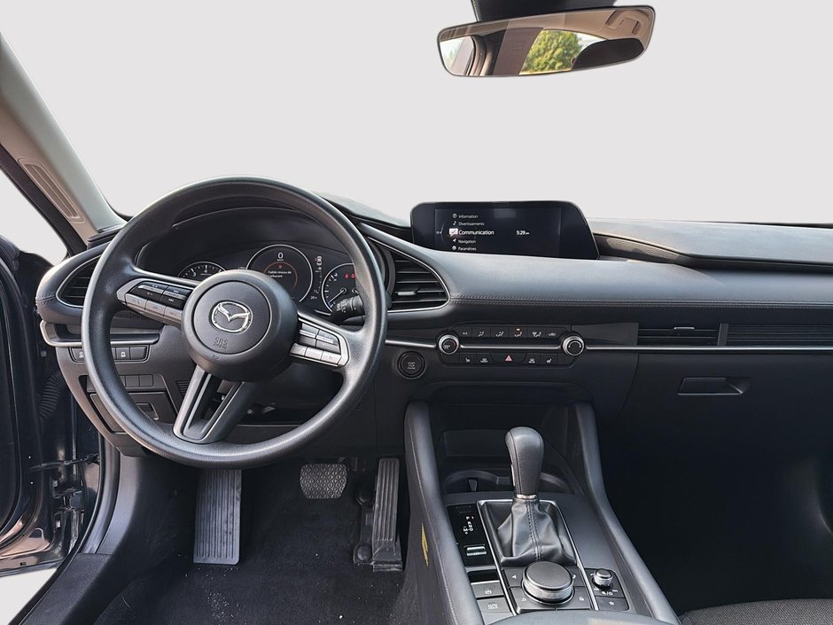 Mazda 3 GX 2022-9