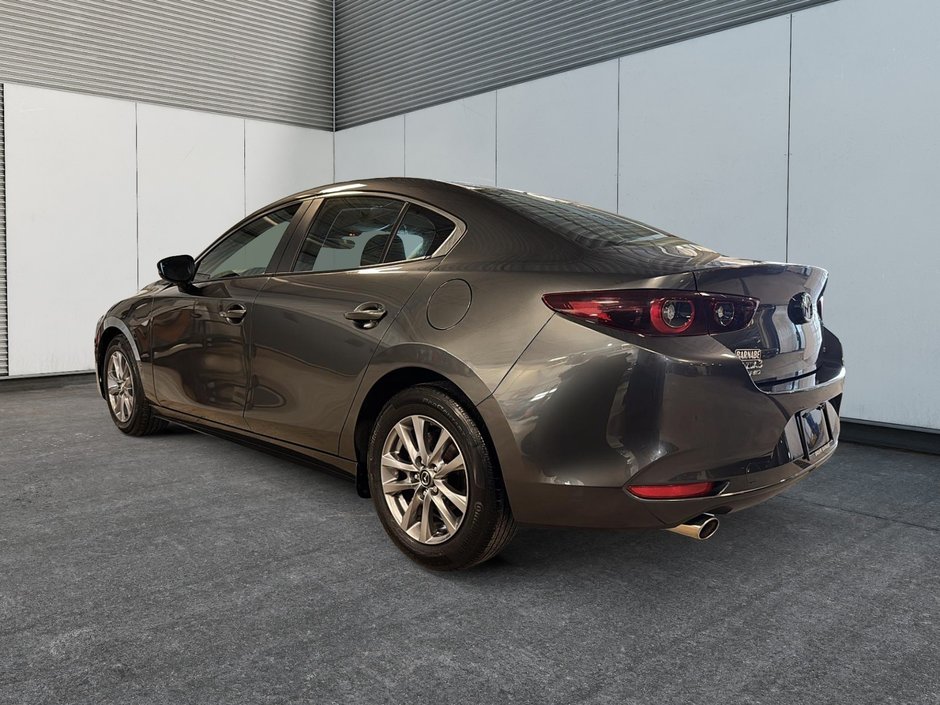Mazda 3 GS AWD 2022-3