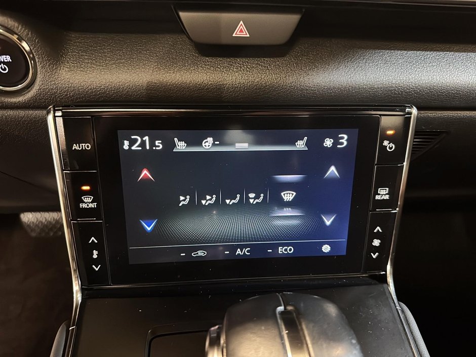 Mazda MX-30 EV GT 2022-13