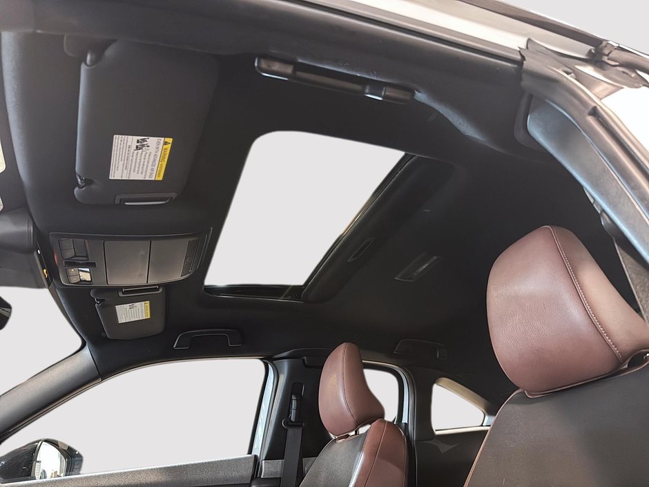 Mazda MX-30 EV GT 2022-15