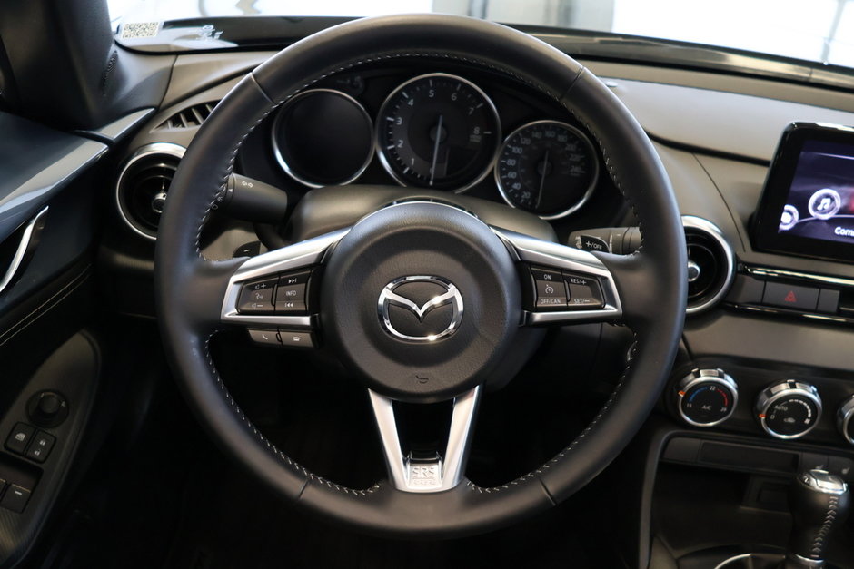 2022 Mazda MX-5 GT-12