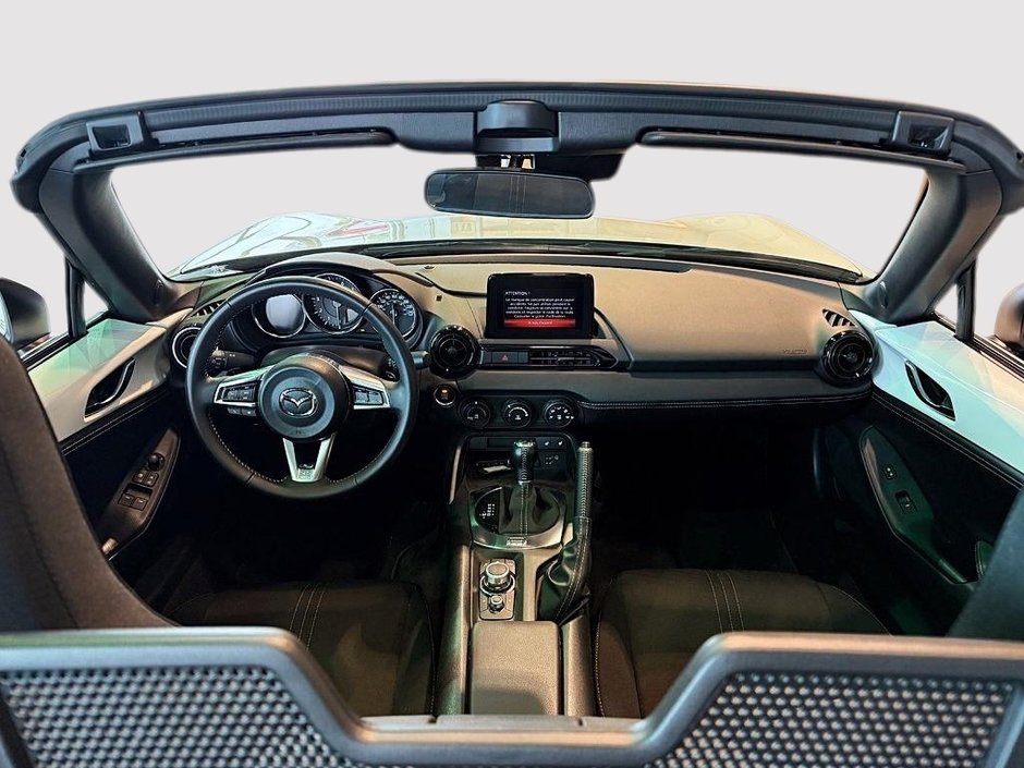 Mazda MX-5 GS-P TOIT SOUPLE 2023-9