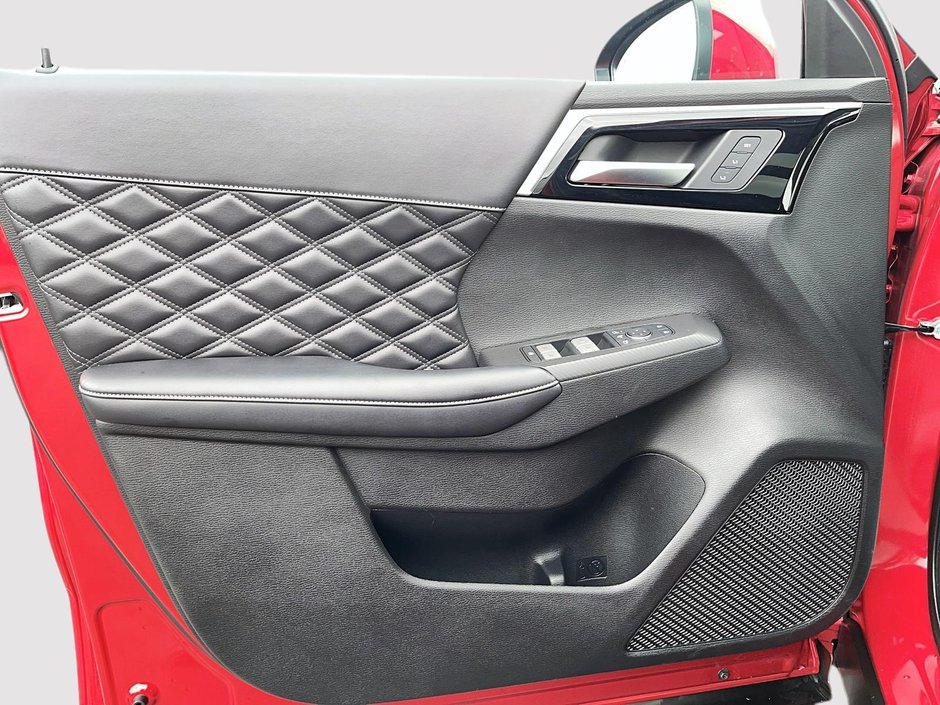 Mitsubishi Outlander PHEV GT 2023-10