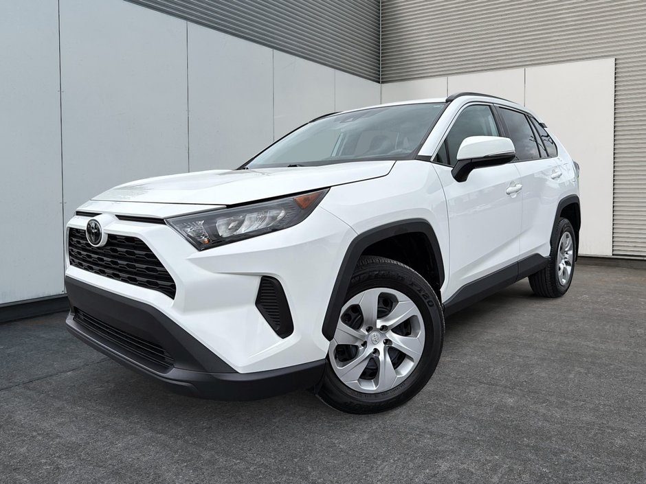 2019 Toyota RAV4 LE+SIEGE CHAUFFANT++BAS KILOMETRAGE-0