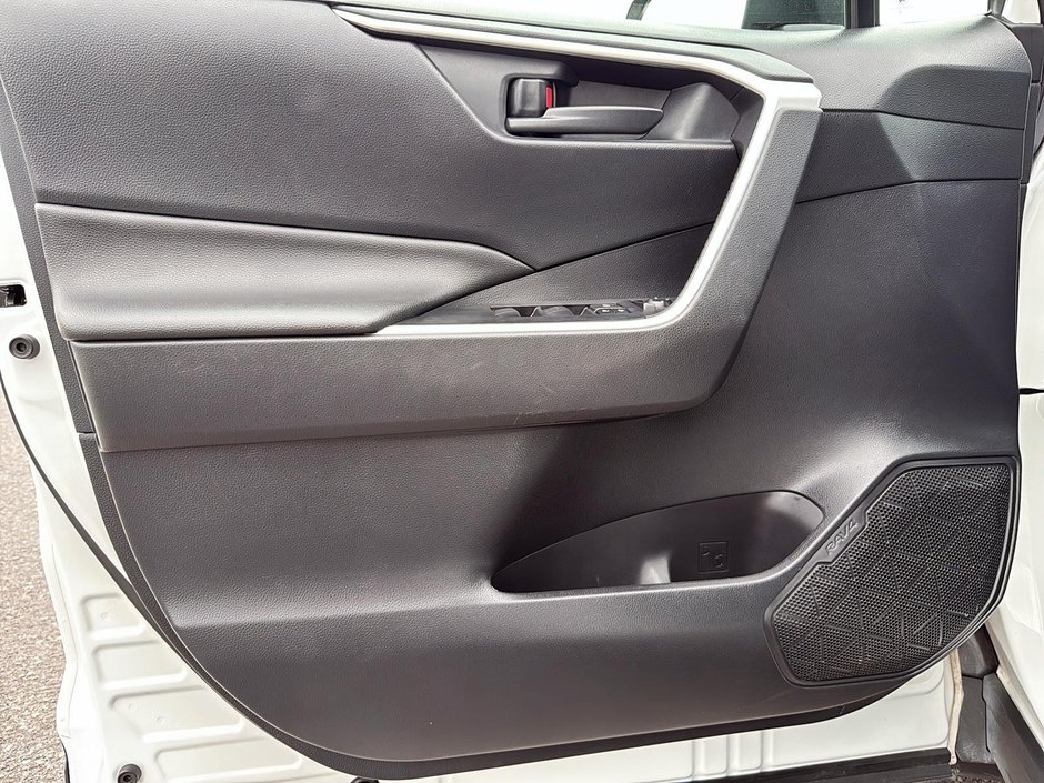 2019 Toyota RAV4 LE+SIEGE CHAUFFANT++BAS KILOMETRAGE-10