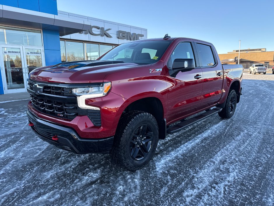 2025 Chevrolet Silverado 1500 in Taber, Alberta - w940px