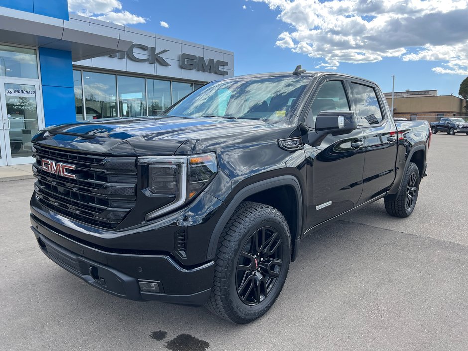 2024 GMC Sierra 1500 in Taber, Alberta - w940px