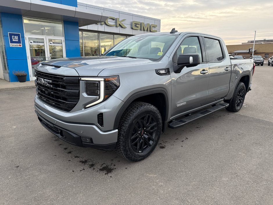 2025 GMC Sierra 1500 in Taber, Alberta - w940px