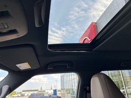 2025 Nissan Armada in Taber, Alberta - w940px