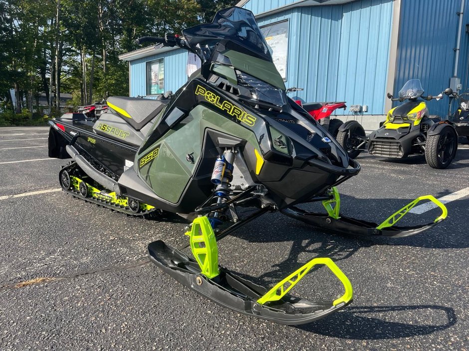 2024 Polaris Boost Switchback Assault 146 Track 2.0 crossover