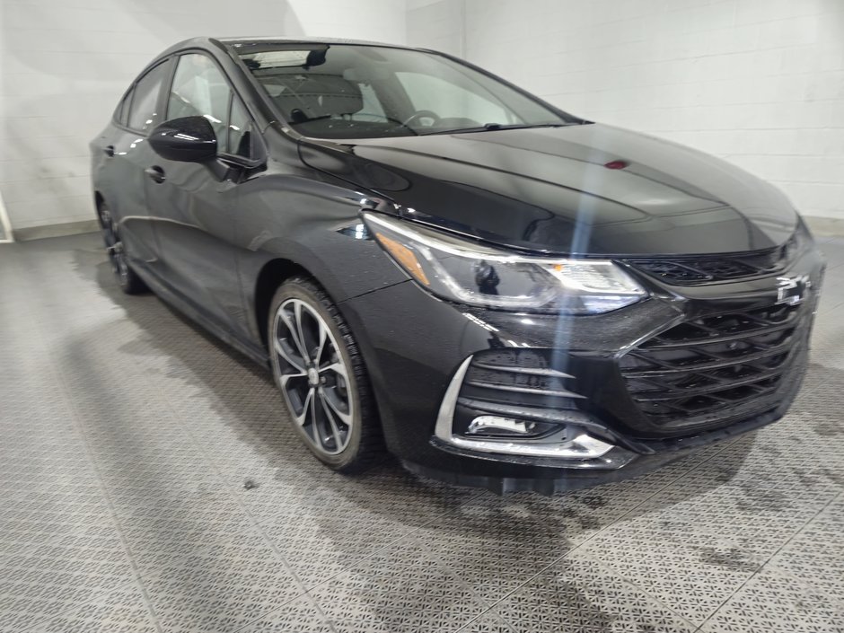 2019 Chevrolet Cruze Premier RS Cuir Sièges Chauffants in Terrebonne, Quebec - w940px