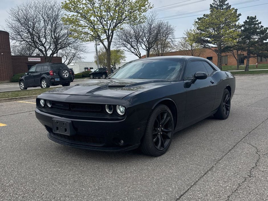 2018 Dodge Challenger SXT Plus V6 Toit Ouvrant Cuir in Terrebonne, Quebec - w940px