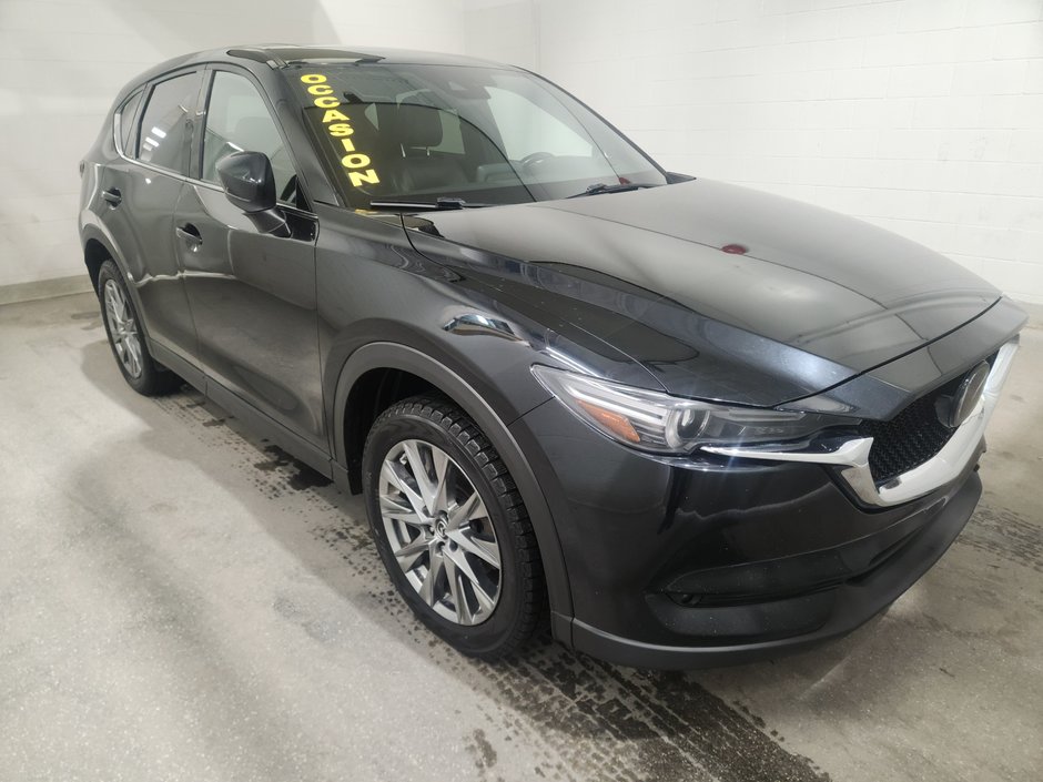 2019 Mazda CX-5 Signature AWD Cuir Toit Pano Navigation in Terrebonne, Quebec - w940px