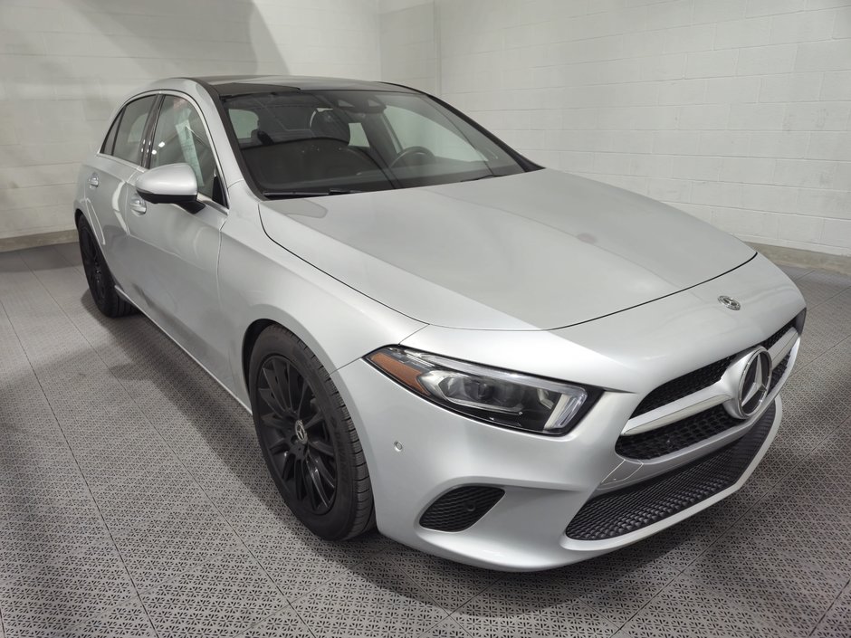 Mercedes-Benz A-Class A 250 4MATIC Premium & Driver Assist Package 2019 à Terrebonne, Québec - w940px