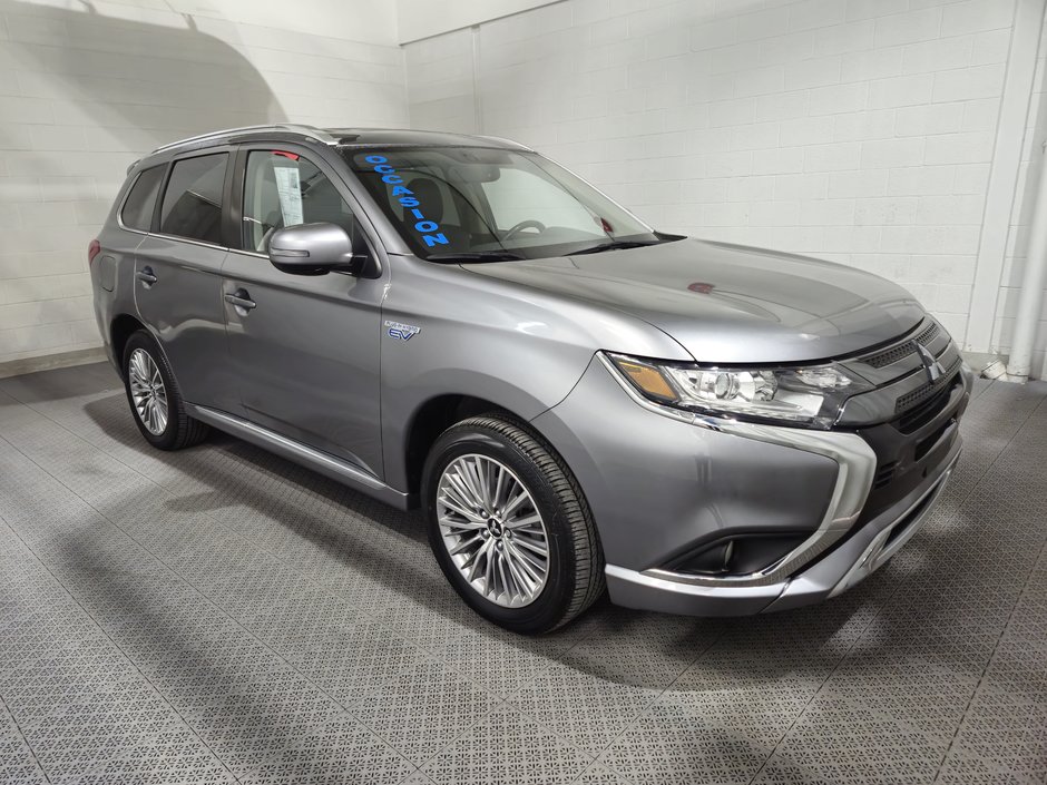 2022 Mitsubishi OUTLANDER PHEV LE Cuir Toit Ouvrant AWD in Terrebonne, Quebec - w940px