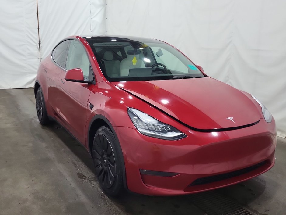 Tesla Model Y Long Range AWD 2021 à Terrebonne, Québec - w940px