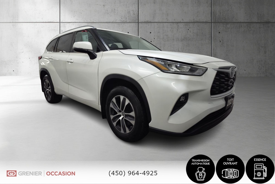 Toyota Highlander XLE AWD Toit Ouvrant Cuir 2021 à Terrebonne, Québec - w940px