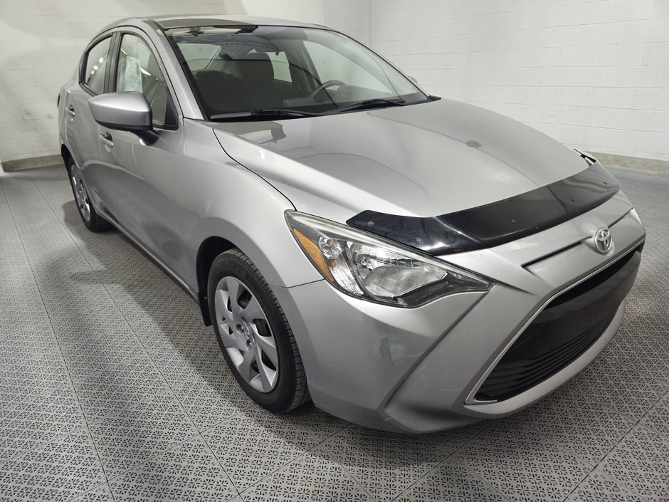 Toyota Yaris LE Groupe Électrique Air climatisé 2016 à Terrebonne, Québec - w940px