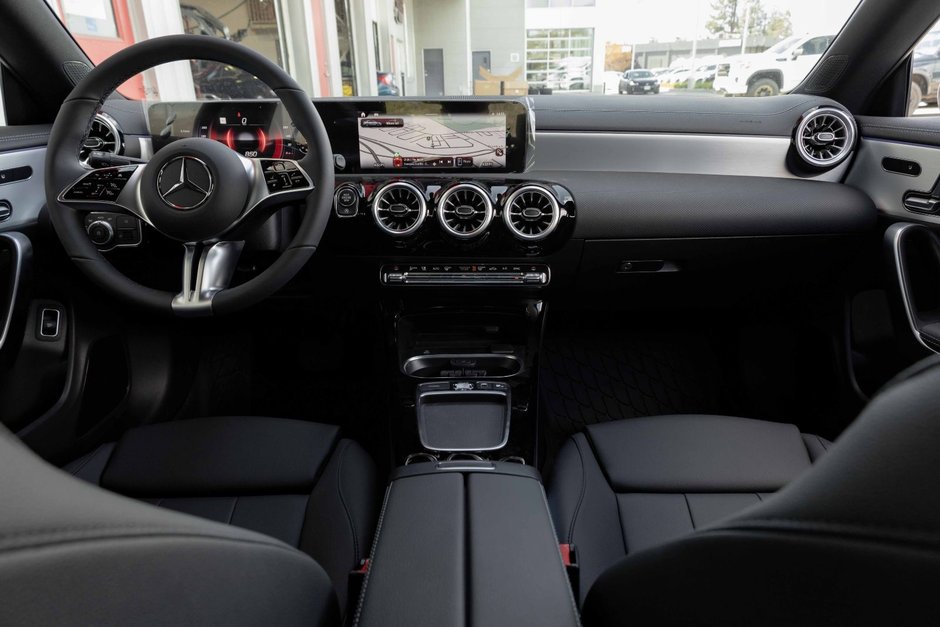 2025 Mercedes-Benz CLA250 4MATIC Coupe-15