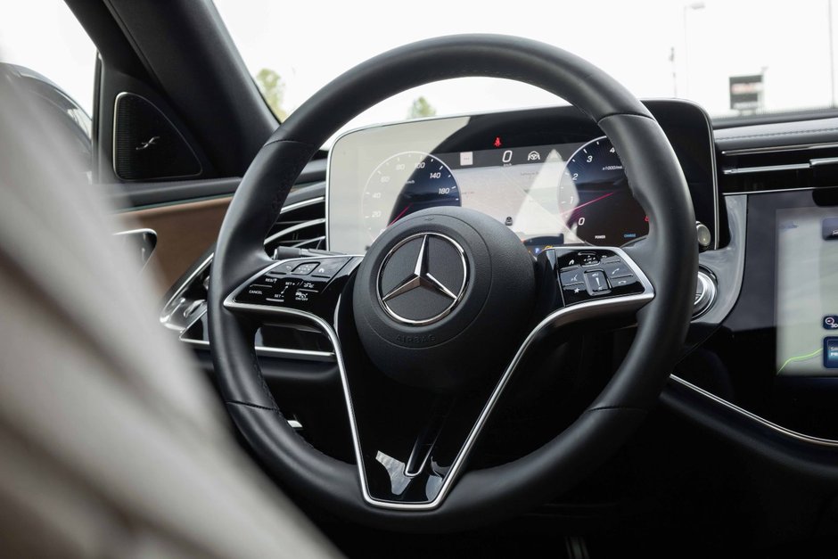 2024 Mercedes-Benz E350 4MATIC Sedan-12