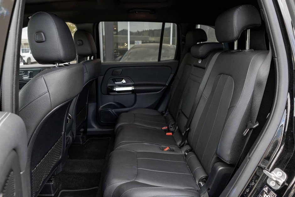 2024 Mercedes-Benz GLB250 4MATIC SUV-17