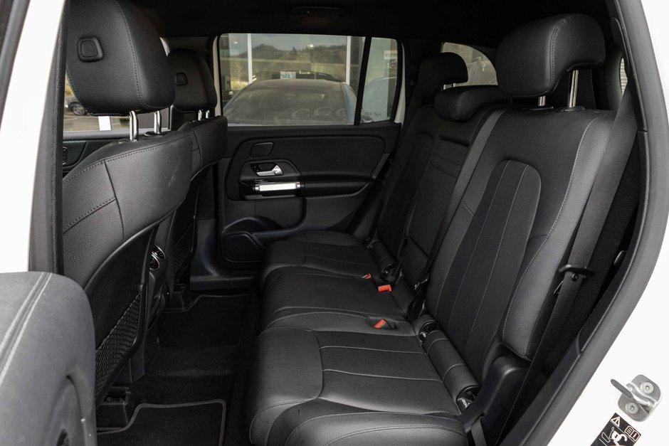 2024 Mercedes-Benz GLB250 4MATIC SUV-17