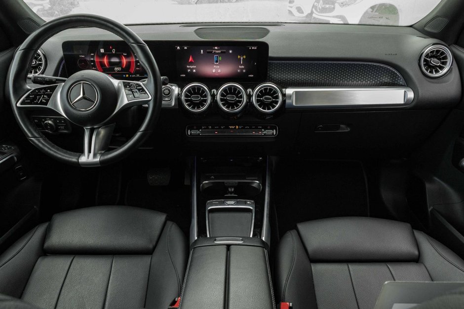 2024 Mercedes-Benz GLB250 4MATIC SUV-16