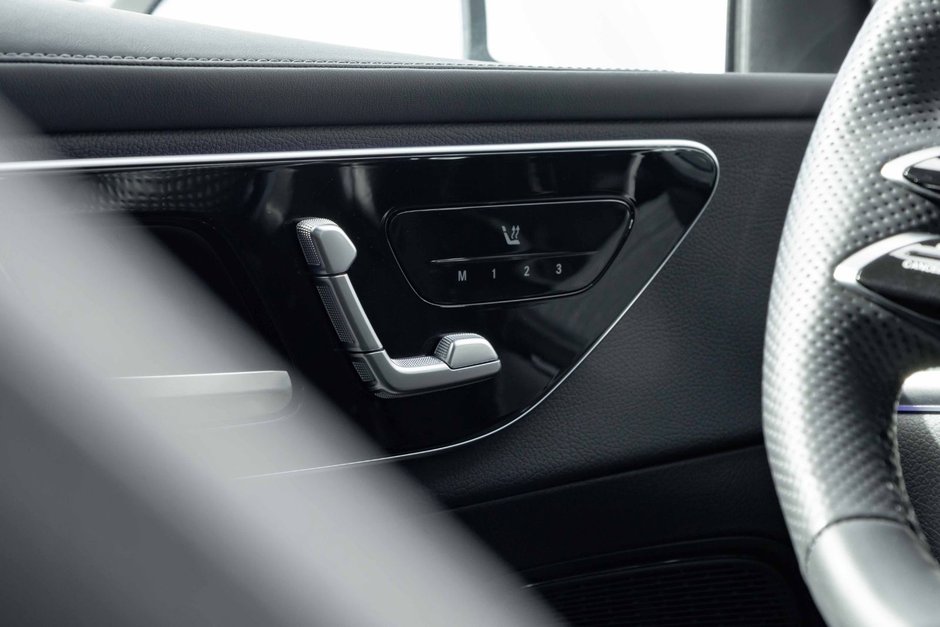 2025 Mercedes-Benz GLC300 4MATIC SUV-10