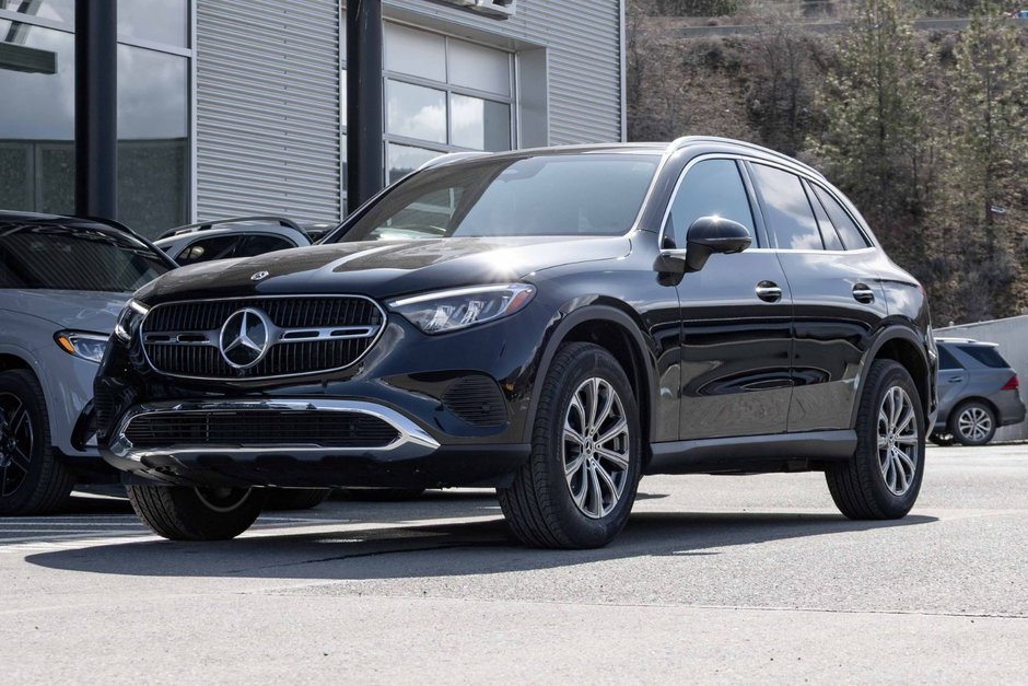 2025 Mercedes-Benz GLC300 4MATIC SUV-0