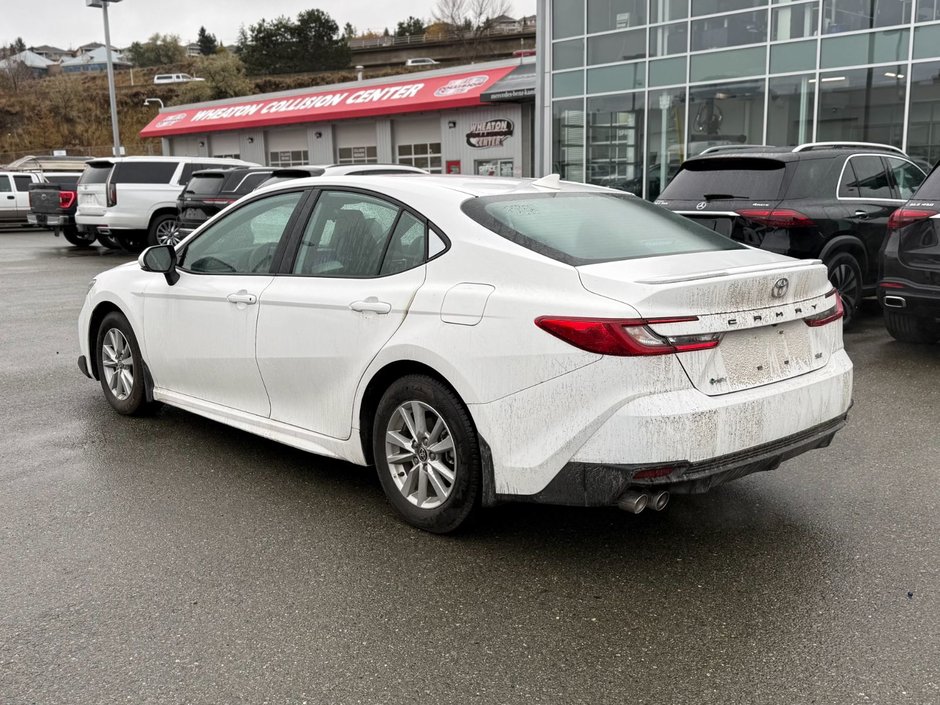 2025 Toyota Camry Hybrid SE FWD-2