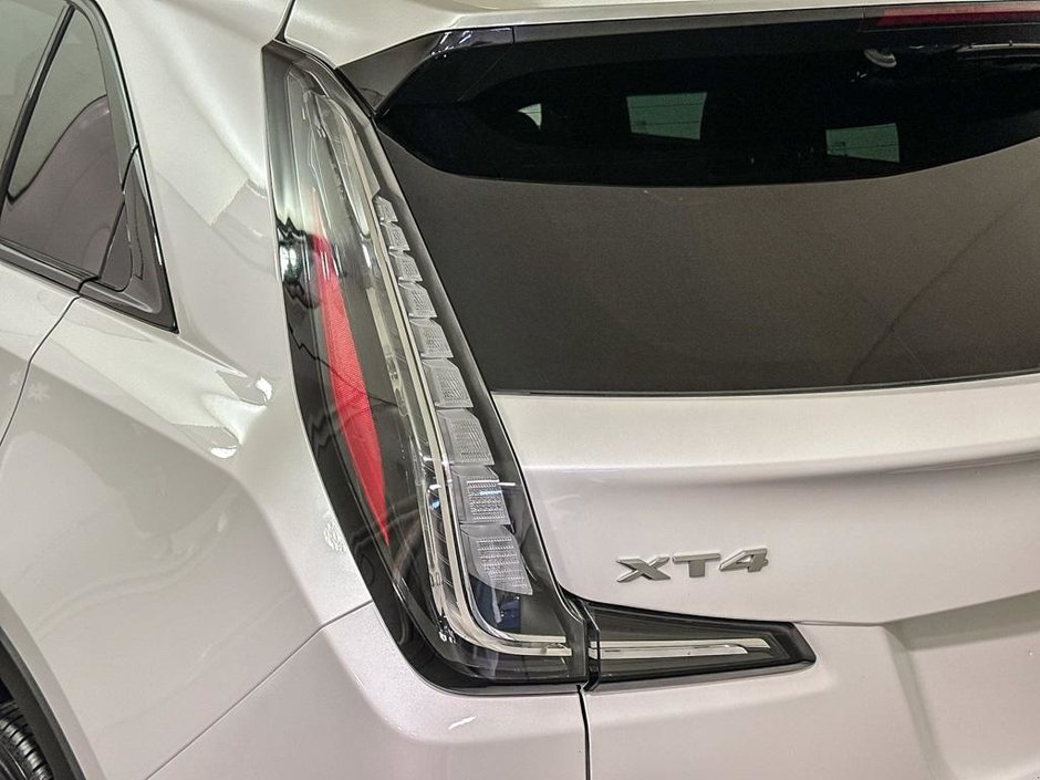 2021 Cadillac XT4 AWD Sport