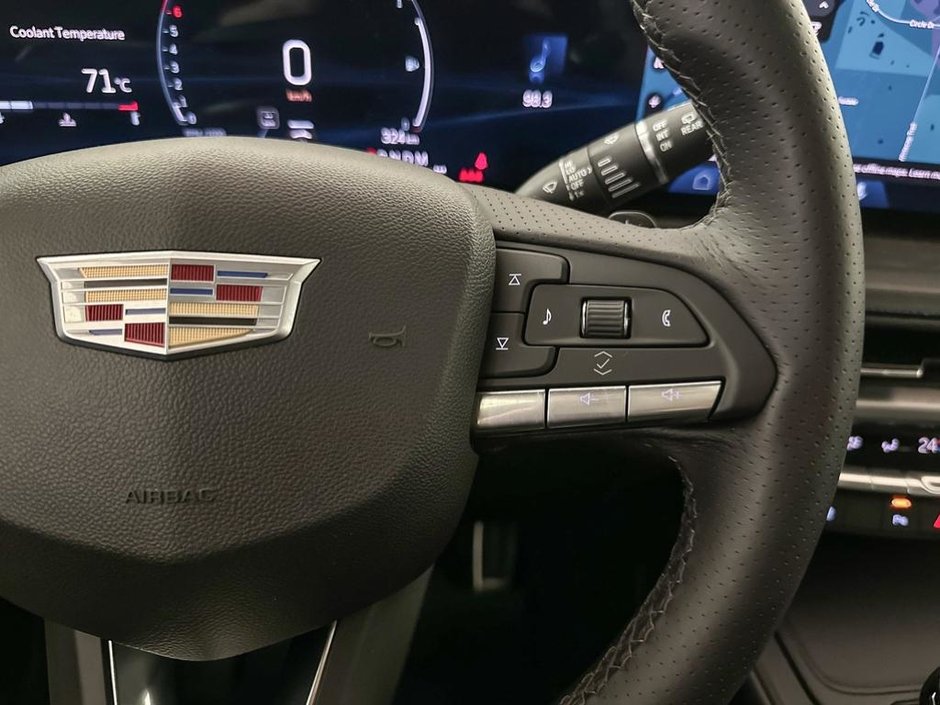 2025 Cadillac XT4 AWD Sport