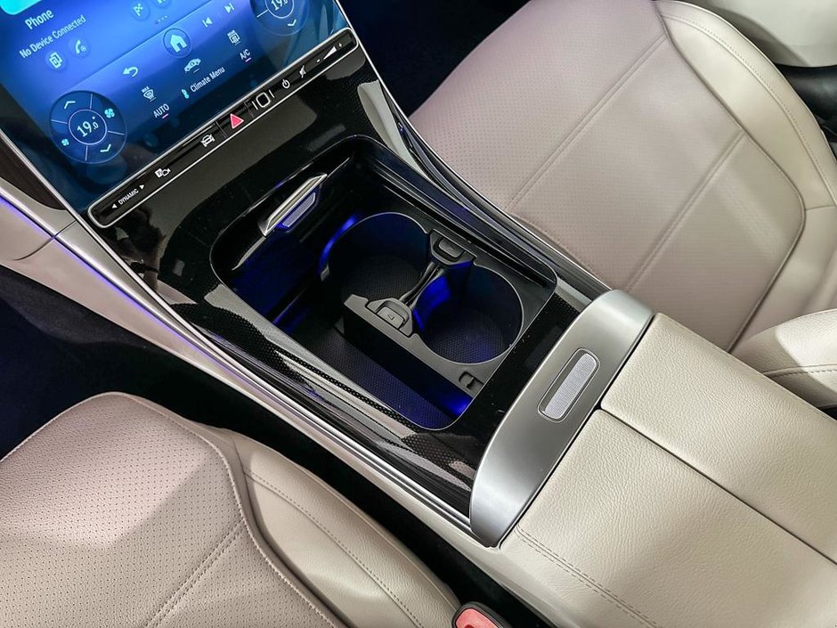 2026 Mercedes-Benz C-Class 300 4MATIC Sedan